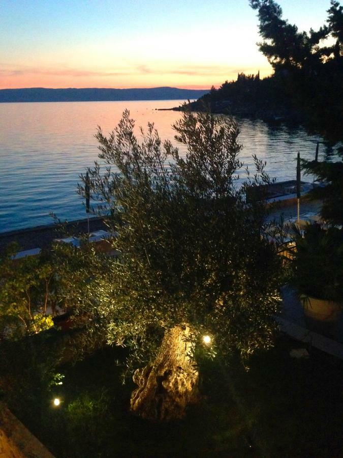Apartmani Ribarica**** Karlobag Εξωτερικό φωτογραφία
